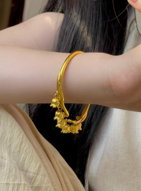 金色复古铃兰花开口可调节手镯女