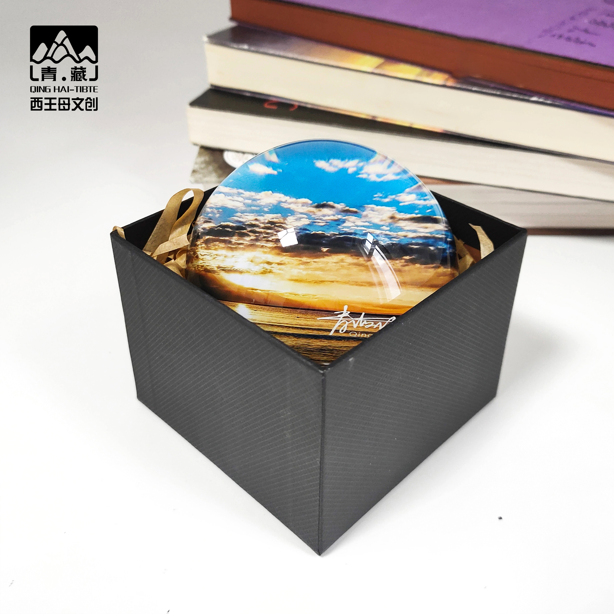 青海湖茶卡盐水晶摆台旅游纪念品半球镇纸书房汽车伴手礼物博物馆