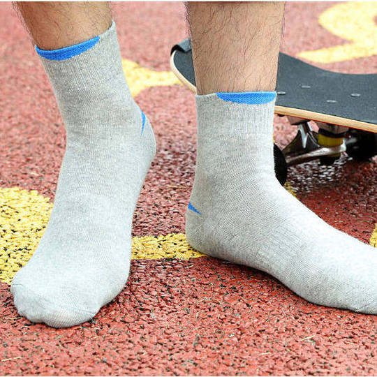 男士中筒袜子春秋季吸汗防臭运动跑步涤棉长袜商务休闲学生篮球短