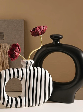 北欧简约陶瓷摆件2025新款