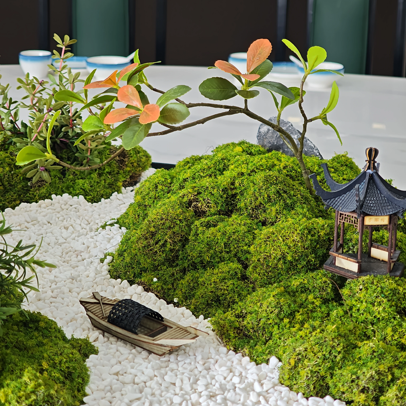 餐桌中间摆花圆桌转盘摆件永生苔藓景观装饰品高端餐厅桌花摆台,淘宝优惠券,粉丝福利购,淘宝优惠卷