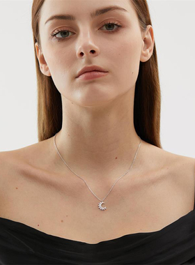 APM Monaco小月亮925纯银锁骨链项链女轻奢小众高级感生日礼物