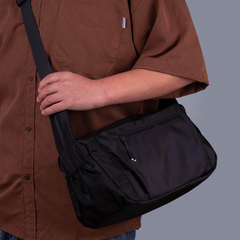 男士斜挎包男款单肩包男通勤包大容量休闲外出轻便防水牛津布背包,淘宝优惠券,粉丝福利购,淘宝优惠卷