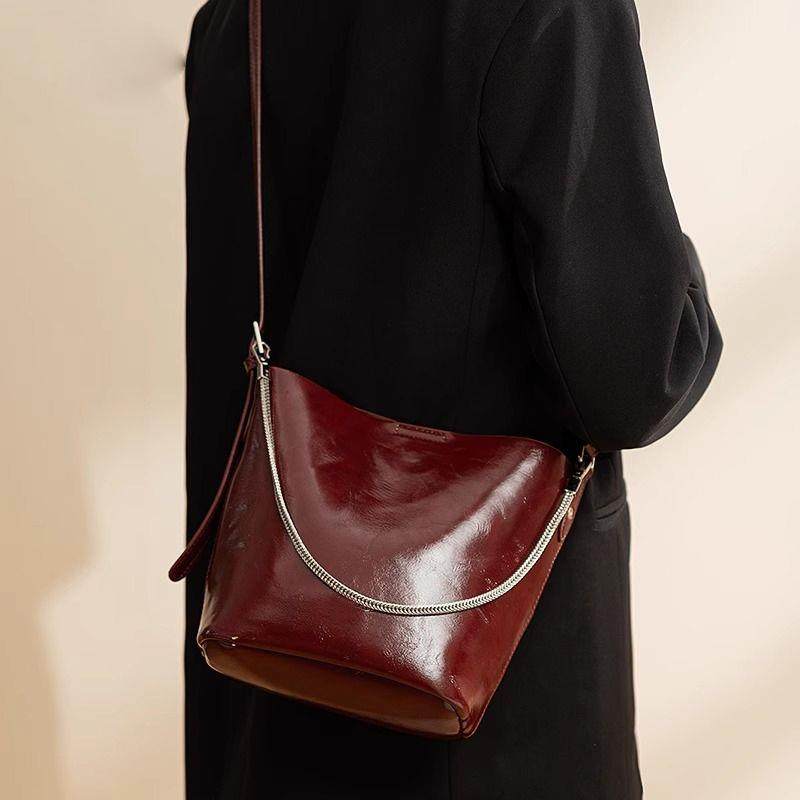 高级感红色包包女水桶包婚包女新娘单肩斜挎小包链条单肩腋下女包,淘宝优惠券,粉丝福利购,淘宝优惠卷