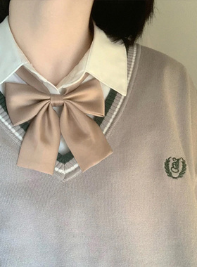 棕色日系学院风领结女蝴蝶结