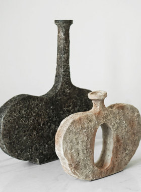 现代简约艺术做旧仿石纹壶形摆件