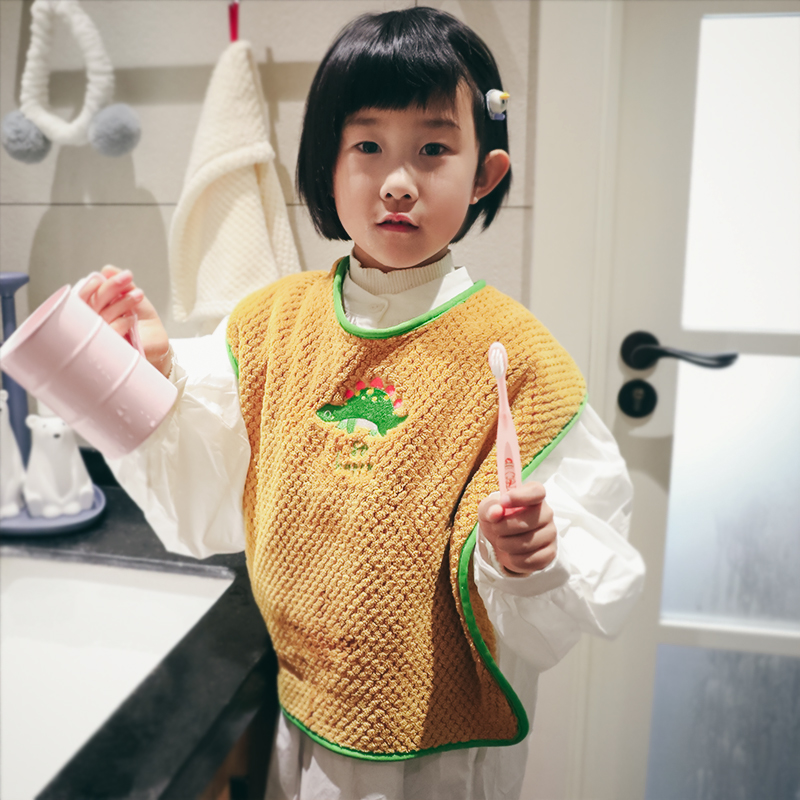 Cute dinosaur pattern children's eating bib saliva towel