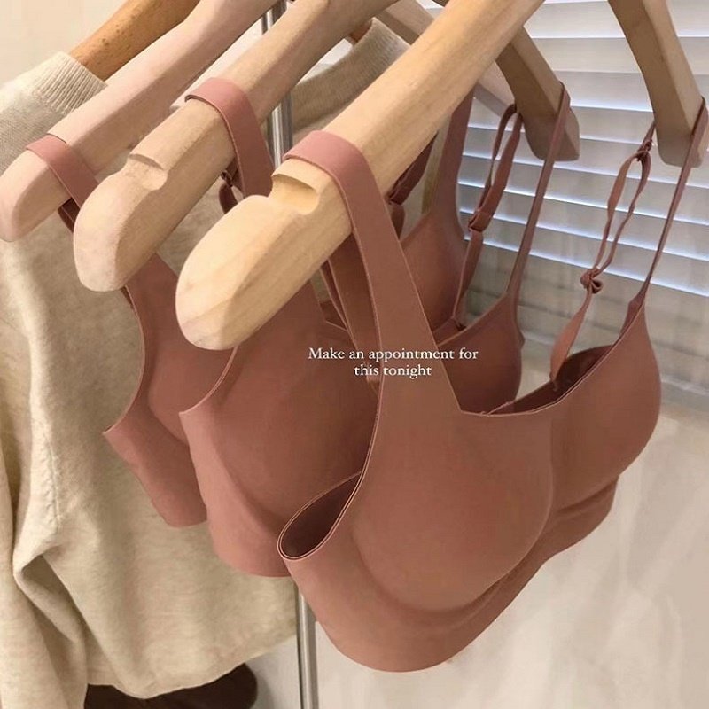 素肌无痕无钢圈薄款果冻防震胸罩 贝佐尼文胸