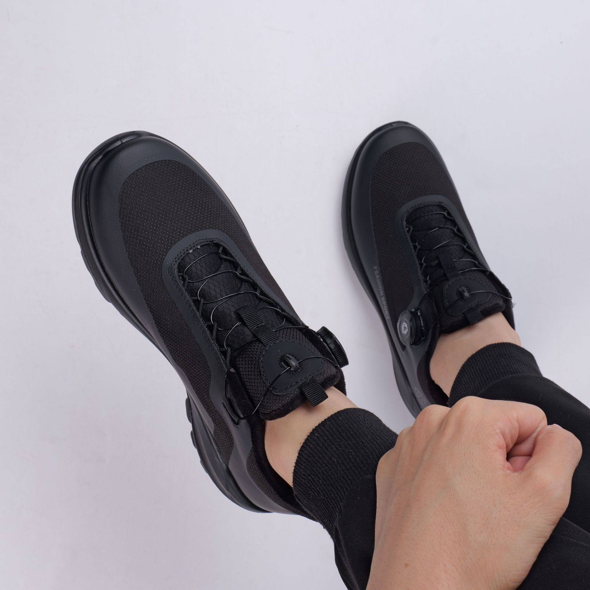 新款休闲鞋鸟家同款轻户外休闲鞋加绒保暖旋转扣旅行徒步鞋城市,淘宝优惠券,粉丝福利购,淘宝优惠卷