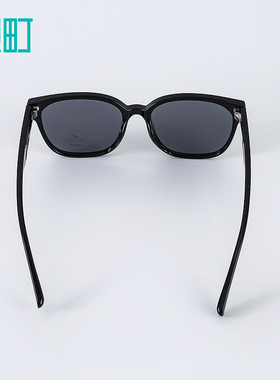 畹町时尚太阳镜-5018