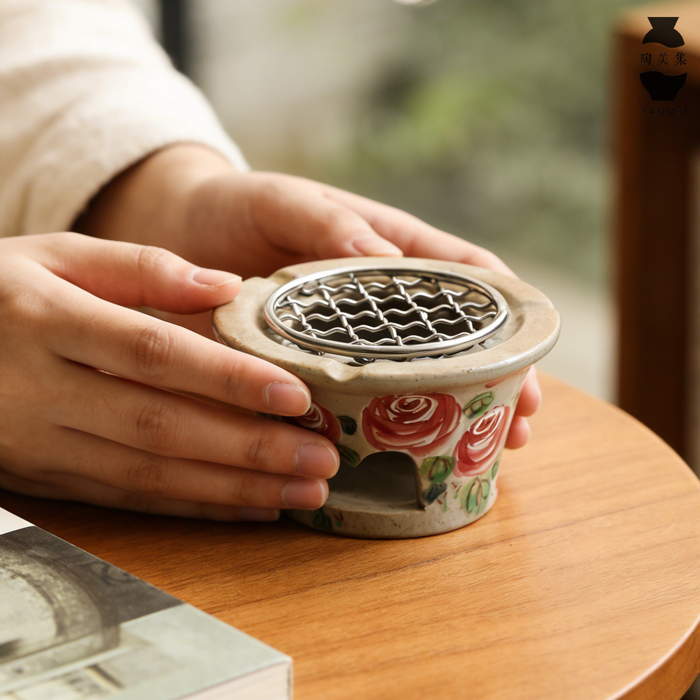 Fireside tea making accessories teapot cup base heating stove Jingdezhen hand-painted flower candle tea warmer stove