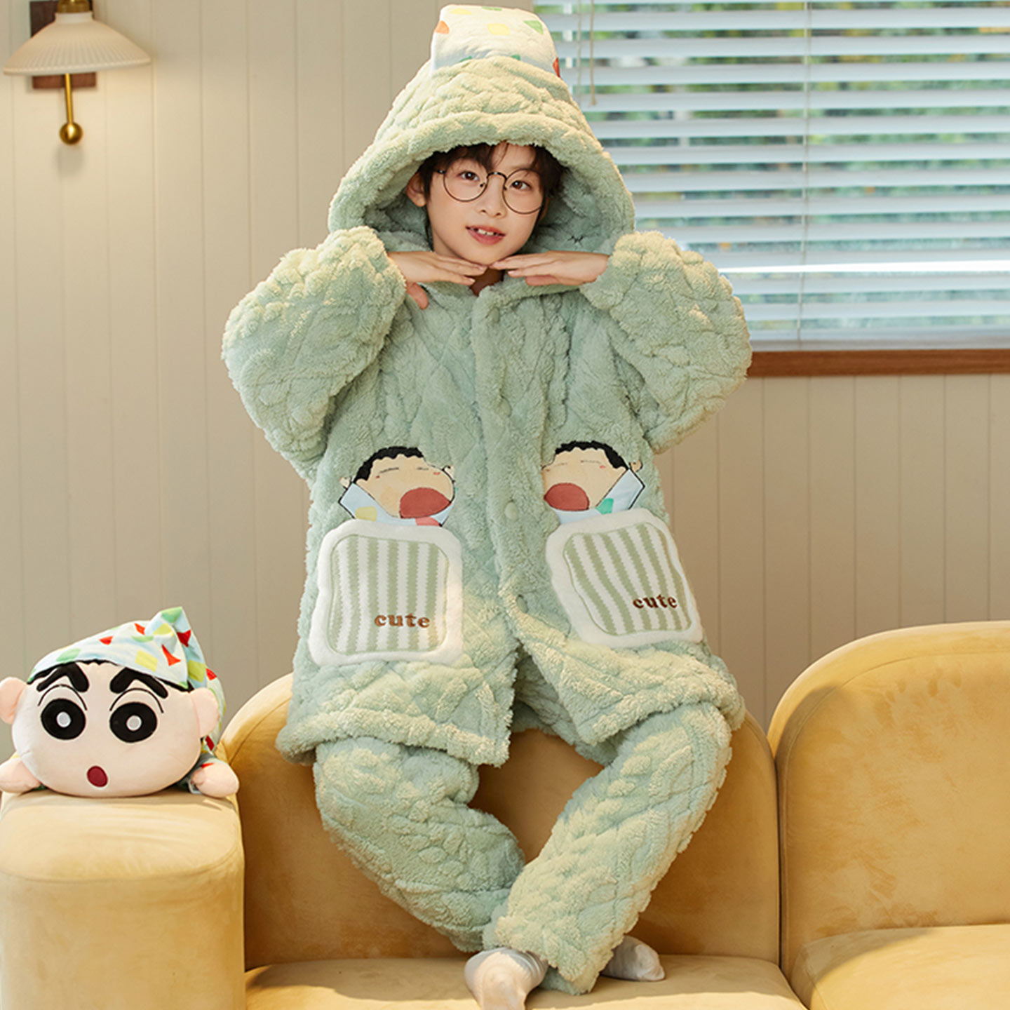 儿童睡衣男童三层夹棉冬季加厚珊瑚绒无牙仔家居服男孩睡袍可外穿 - 图1