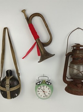 速发战争时期老物件摆念二战军迷收舞纪件品七八十年代老家具藏台