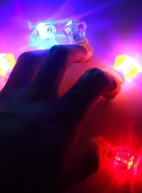 发光戒指发光玩具儿童圣诞节礼品LED闪光手指灯可爱卡通节日装饰