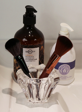 化妆品样板房软装浴室柜摆件道具