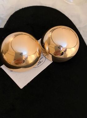Smooth Semi-round Stud Earrings for Women Europe and America