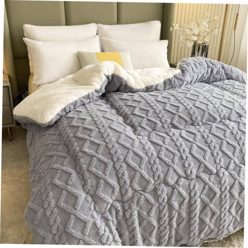 Super warm winter flannel quilt comforter blanket bed duvet - 图1