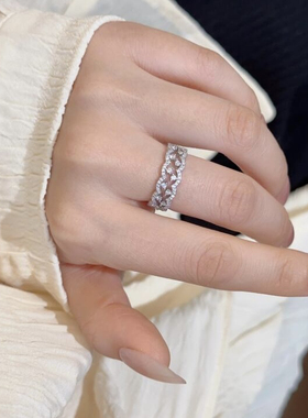 柏诗艾菲新款简约高碳钻马眼钻戒锆石情侣礼物戒指简单气质百搭