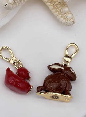 时尚可爱 红色小鸭子 棕色小兔子  吊坠--J8068-J8152