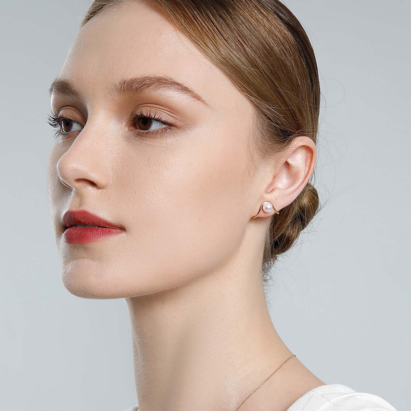 GiO珠宝 18K金强光Akoya海水珍珠耳钉耳环女简约气质高级感耳饰,淘宝优惠券,粉丝福利购,淘宝优惠卷
