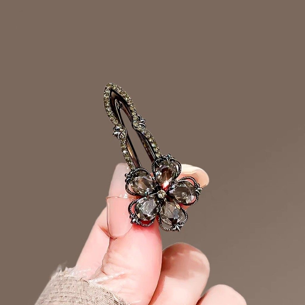 四叶草发夹女新款气质侧边夹鸭嘴夹碎发夹子发卡高级感水钻刘海夹,淘宝优惠券,粉丝福利购,淘宝优惠卷