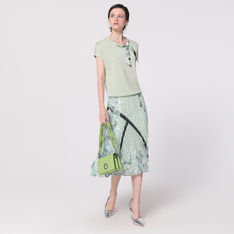 专柜正品马天奴女夏季新款绿色印花雪纺度假风半身裙流行裙子半裙,淘宝优惠券,粉丝福利购,淘宝优惠卷