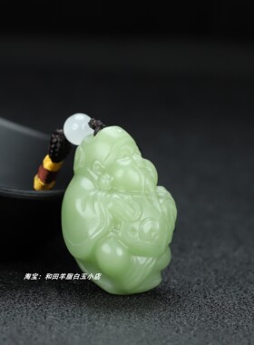 天然和田玉青白玉财神手把件