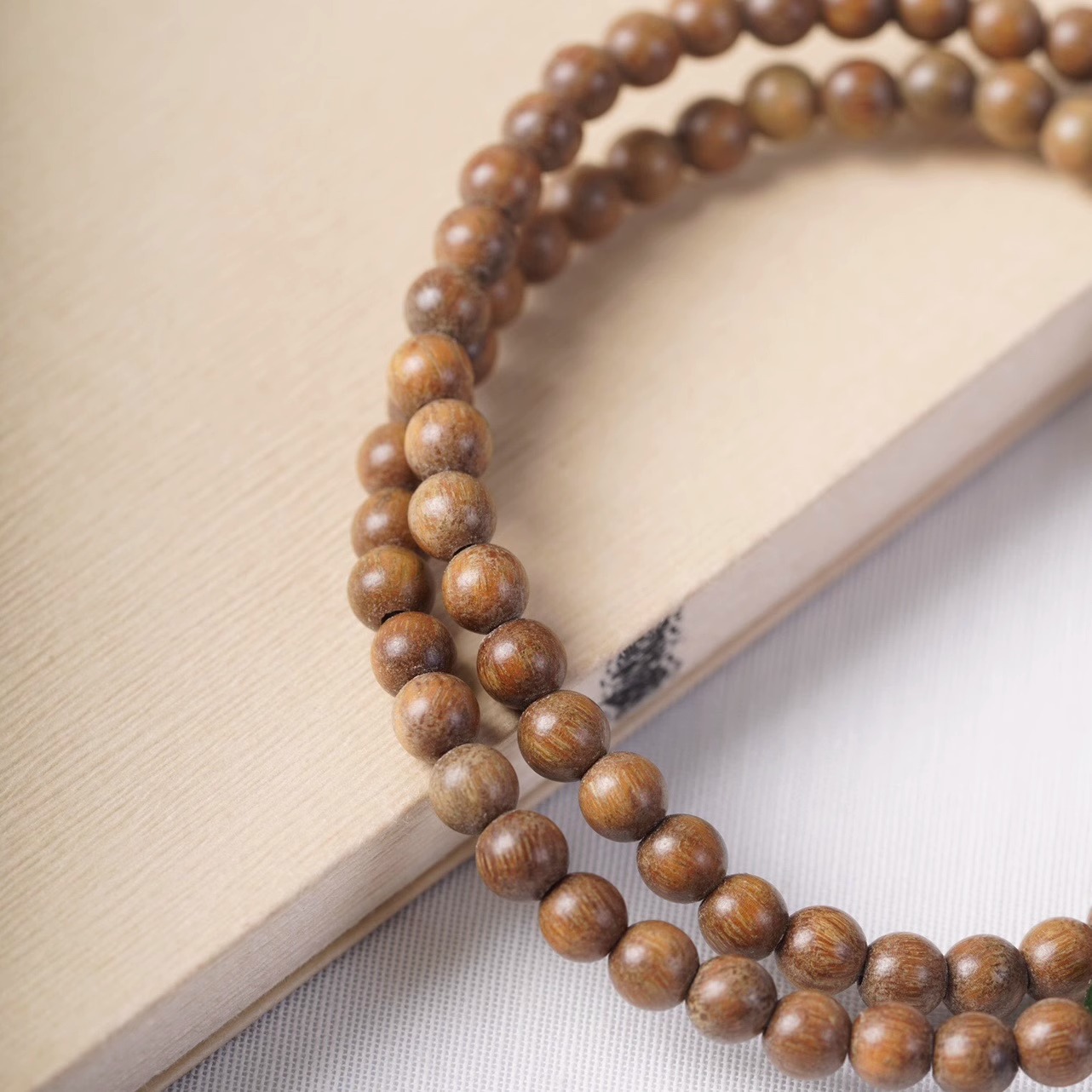 天然阿根廷绿檀木两圈手串4mm檀木手链女礼物文玩双圈小佛珠原木 - 图2