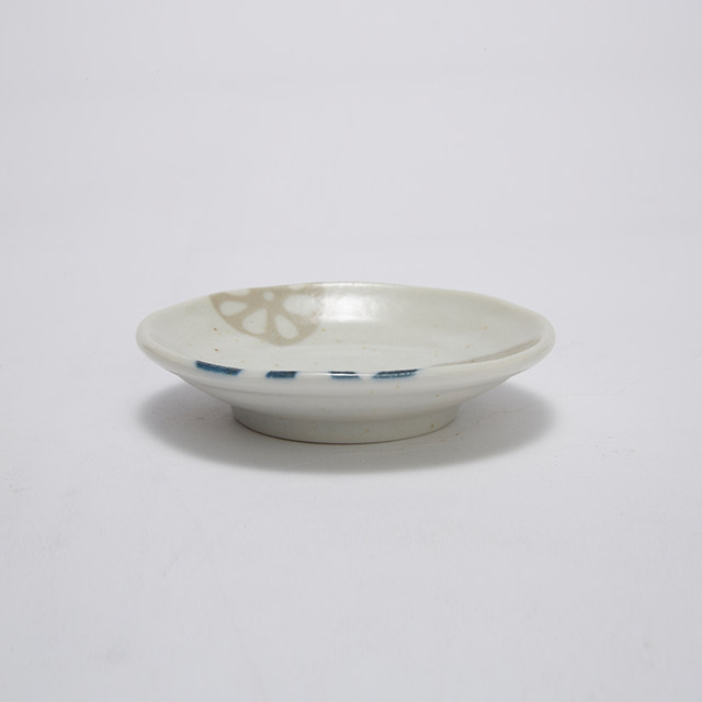 NITORI ultra-lightweight and colorful two-color lotus root tableware