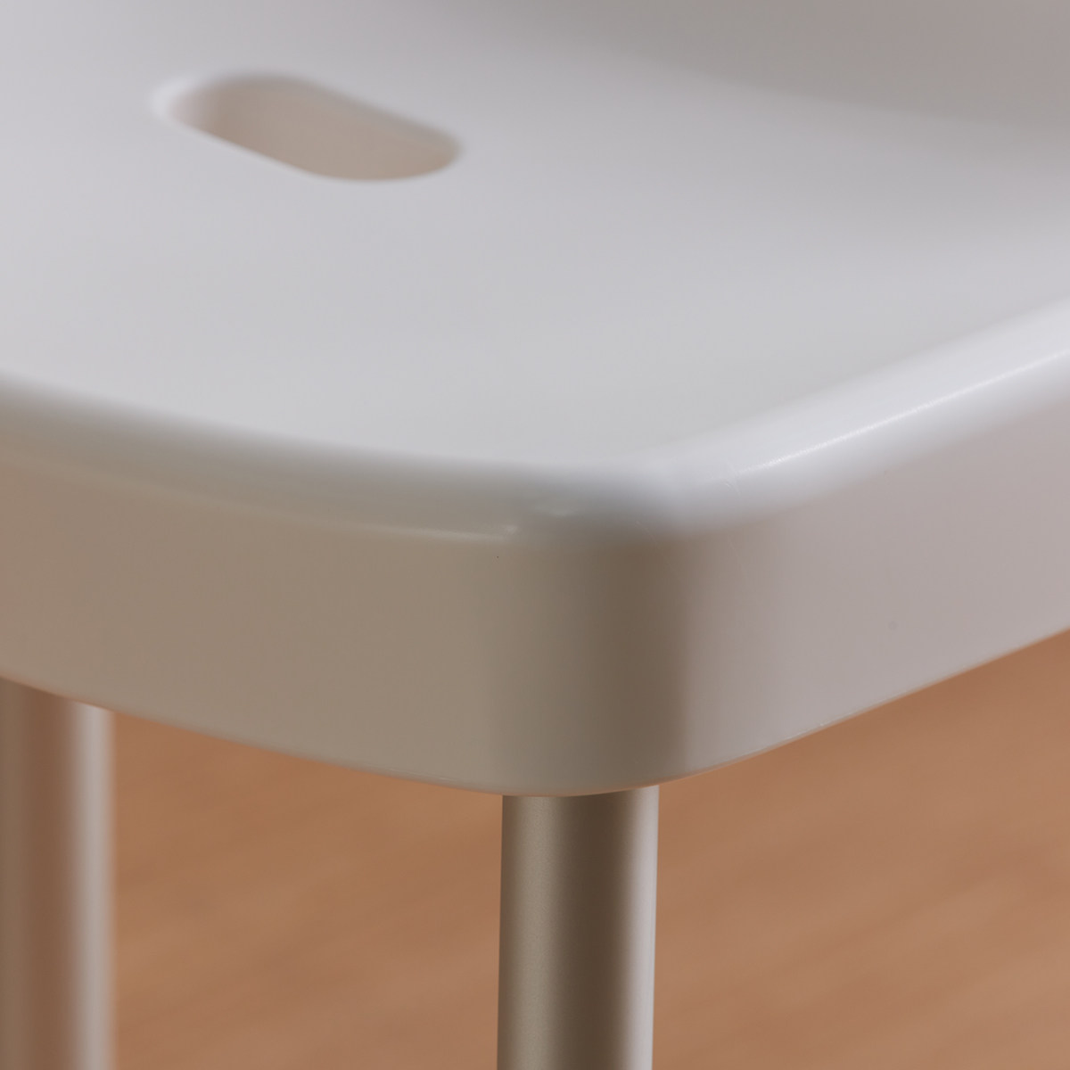 NITORI宜得利家居铝脚宽面抗菌浴室凳家用洗澡凳坐浴凳H45 5180WH,淘宝优惠券,粉丝福利购,淘宝优惠卷