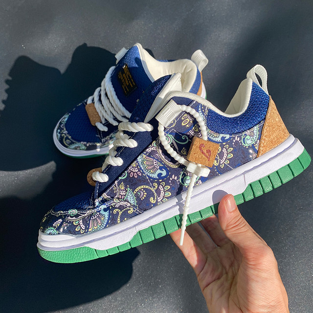 American style fat bread shoes fashionable casual sneakers