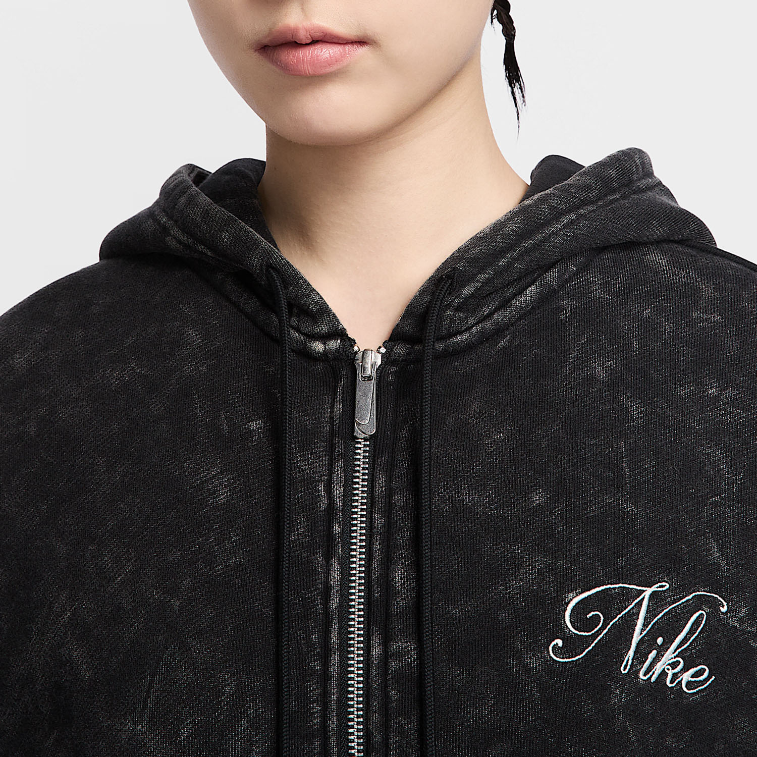 Nike/耐克正品秋新款女士连帽扎染做旧大口袋外套HQ4750-010 - 图1