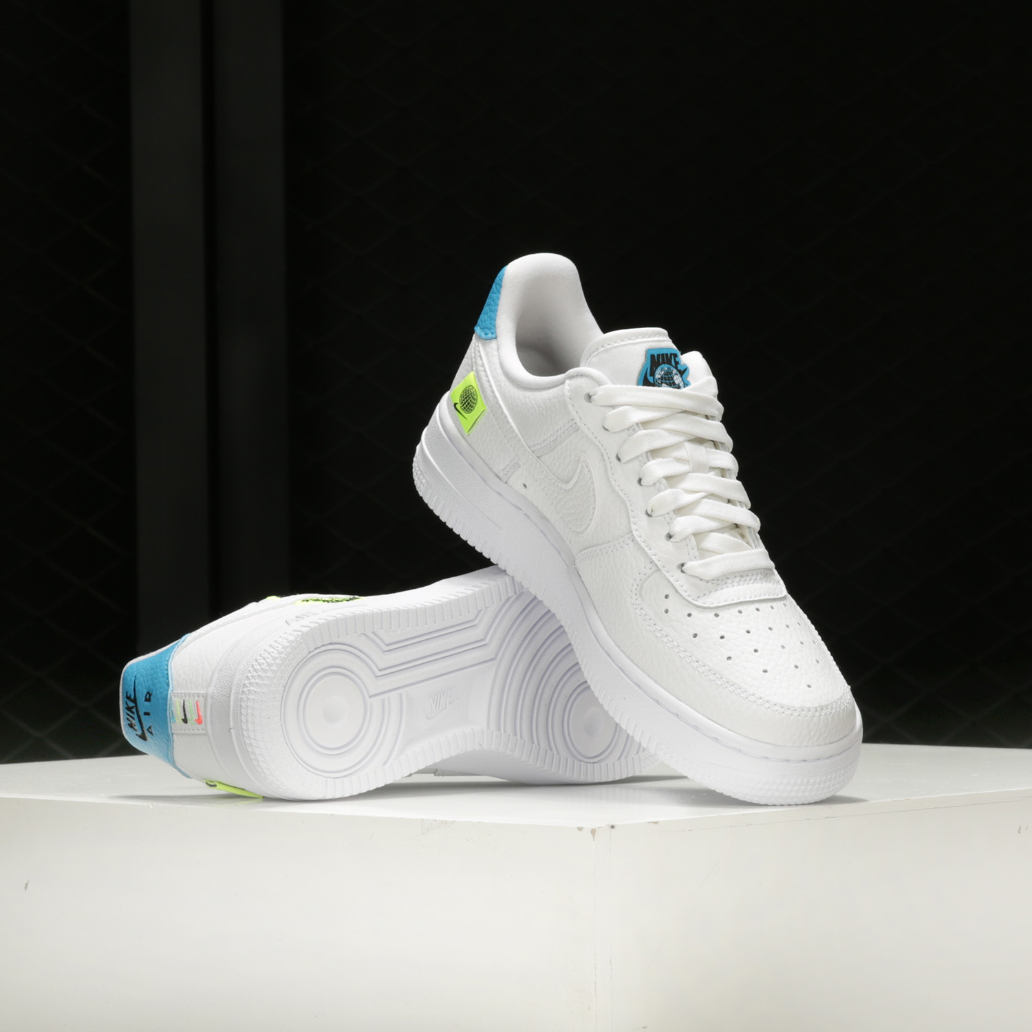 Nike/耐克正品AIR FORCE 1 '07 SE AF1女子运动休闲板鞋 CT1414 - 图2