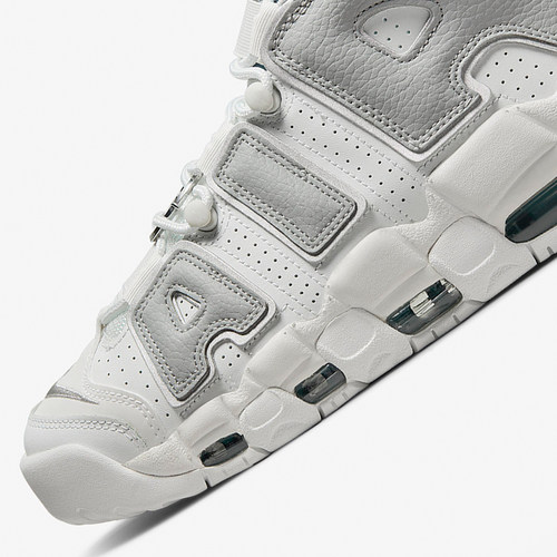 Nike/耐克正品Air More Uptempo女士减震篮球鞋DR7854-100 - 图0