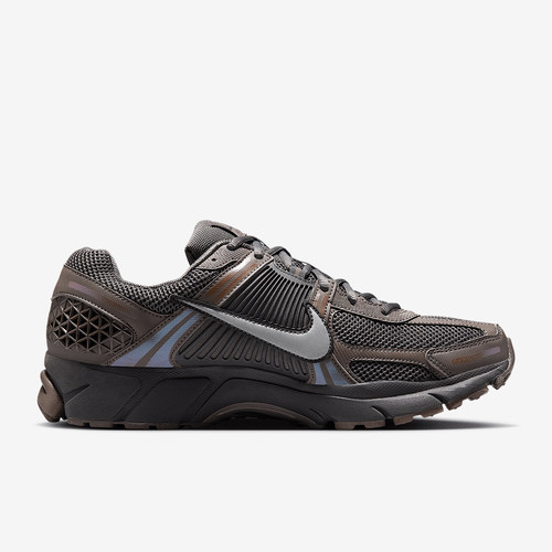 Nike/耐克正品Zoom Vomero 5男士透气运动跑步鞋HF5493-201 - 图1
