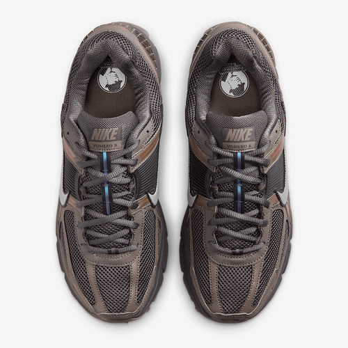 Nike/耐克正品Zoom Vomero 5男士透气运动跑步鞋HF5493-201 - 图2