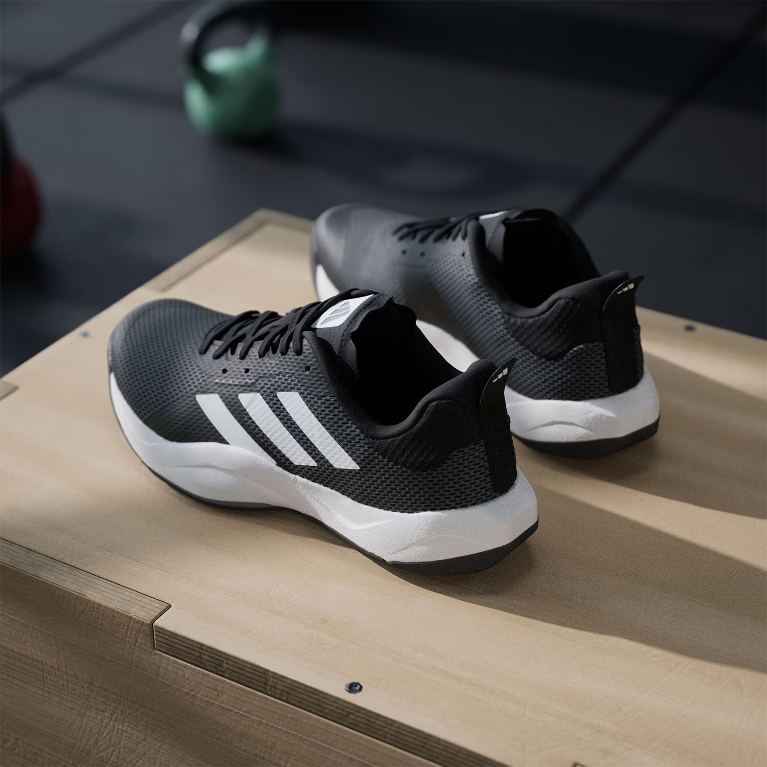 Adidas/阿迪达斯正品2024新款男士运动缓震训练鞋HP3287,淘宝优惠券,粉丝福利购,淘宝优惠卷