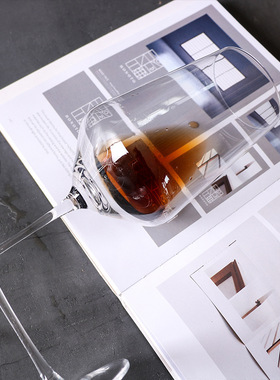 样板间水晶玻璃餐桌红酒杯