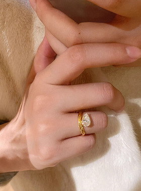 水滴锆石精致时尚老钱风金色水滴