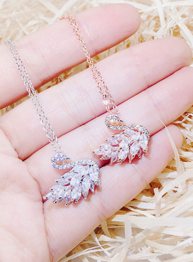 黑天鹅简约百搭新款韩国女生吊坠项饰渐变炸毛鸭锁骨链项链