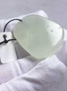 三脚金蟾岫玉吊坠招贵人聚财气