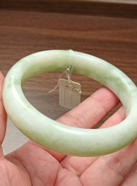 岫玉甲翠正圈手镯59口一物一图