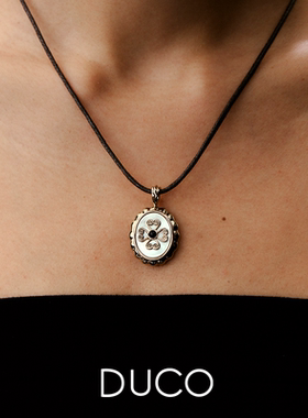 Fidora系列 椭圆贝母四叶草纹理蜡绳项链通用原创简约【新品】