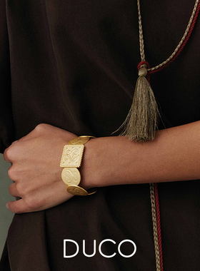 Amorflora系列爱心浮雕纹理方圆手镯复古小众设计925银开口调节