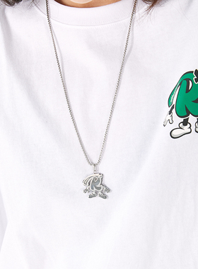 R仔项链原创时尚流行青春