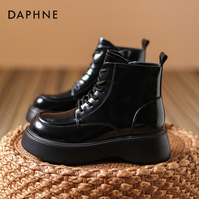 达芙妮马丁靴女2023秋冬款炸街小短靴复古骑士靴英伦风爆款靴子女,淘宝优惠券,粉丝福利购,淘宝优惠卷