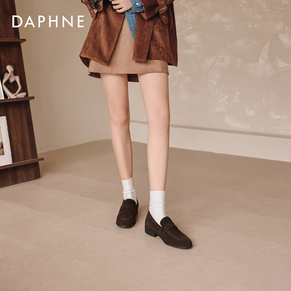 达芙妮粗跟乐福鞋女2026新款秋冬老钱风复古单鞋平底一脚蹬豆豆鞋,淘宝优惠券,粉丝福利购,淘宝优惠卷