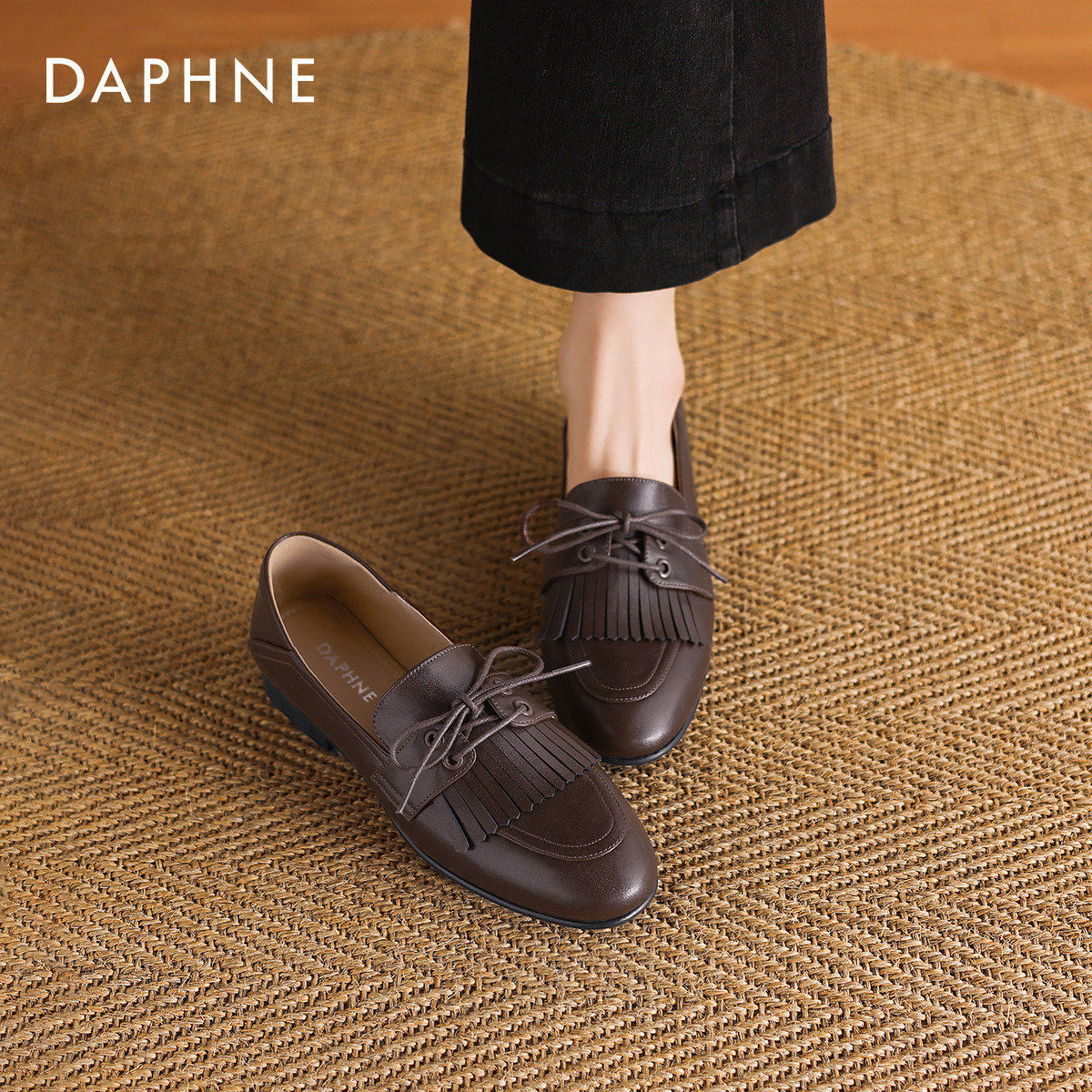 达芙妮乐福鞋女款2026春季新款系带小皮鞋流苏女鞋英伦平底豆豆鞋,淘宝优惠券,粉丝福利购,淘宝优惠卷