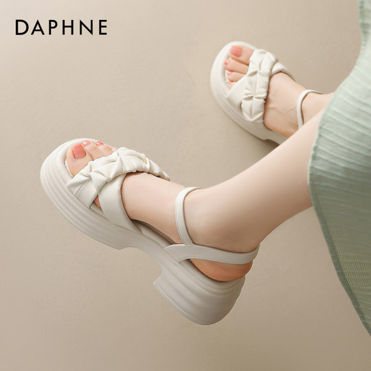 达芙妮厚底凉鞋女2025新款夏季外穿增高露趾法式粗跟沙滩凉鞋女款