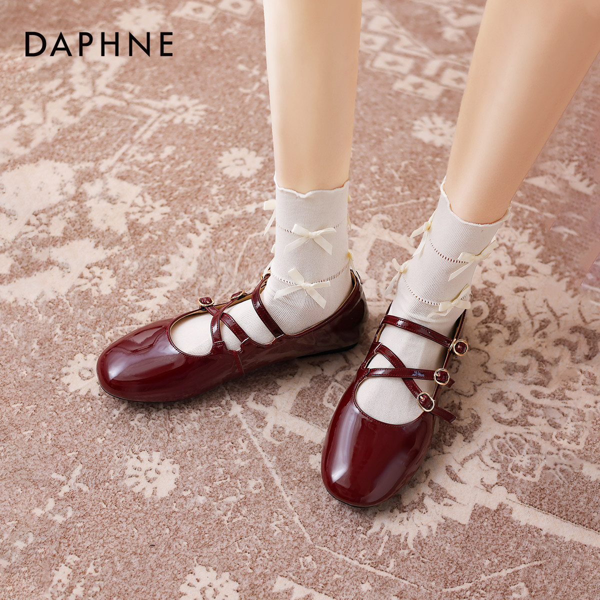 达芙妮红色玛丽珍单鞋女款2026新款春季法式平底小皮鞋新娘鞋婚鞋,淘宝优惠券,粉丝福利购,淘宝优惠卷